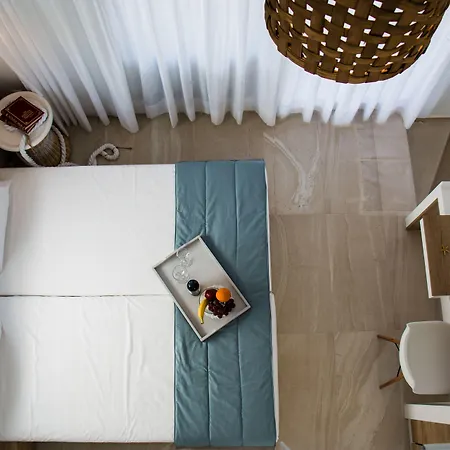 Aristotelia Gi Ikies - Poolside Retreats