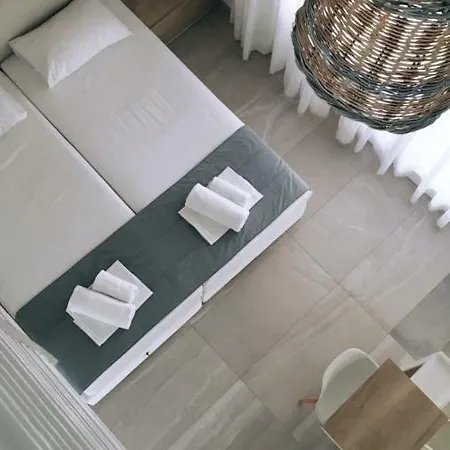 Aristotelia Gi Ikies - Poolside Retreats