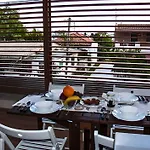 Aristotelia Gi Ikies - Poolside Retreats * أوليمبياذا
