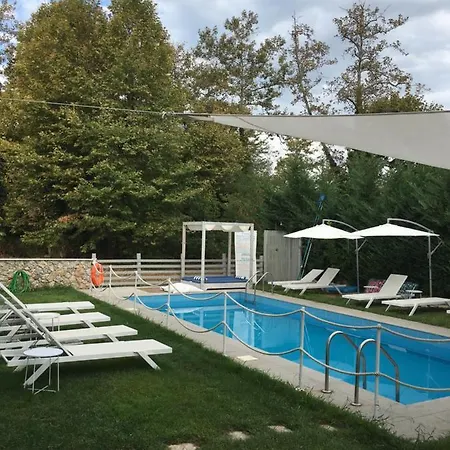 Aristotelia Gi Apartment Olympiada