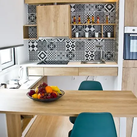 Aristotelia Gi Ikies - Poolside Retreats 아파트 *