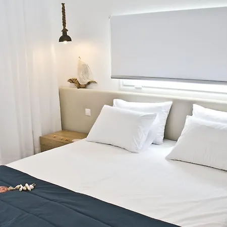 아파트 Aristotelia Gi Ikies - Poolside Retreats