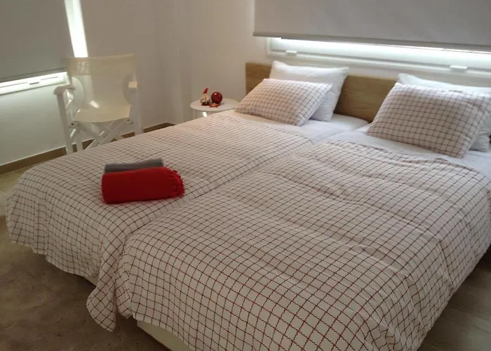 Aristotelia Gi Ikies - Poolside Retreats