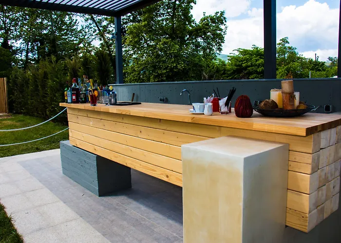 Aristotelia Gi Ikies - Poolside Retreats Apartament