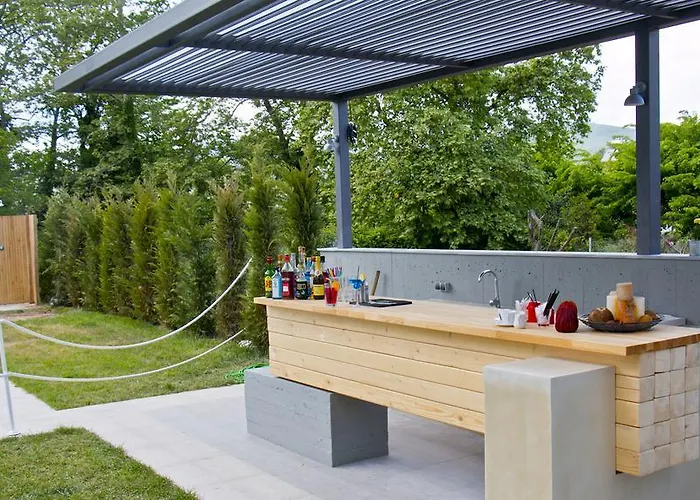 Apartament Aristotelia Gi Ikies - Poolside Retreats