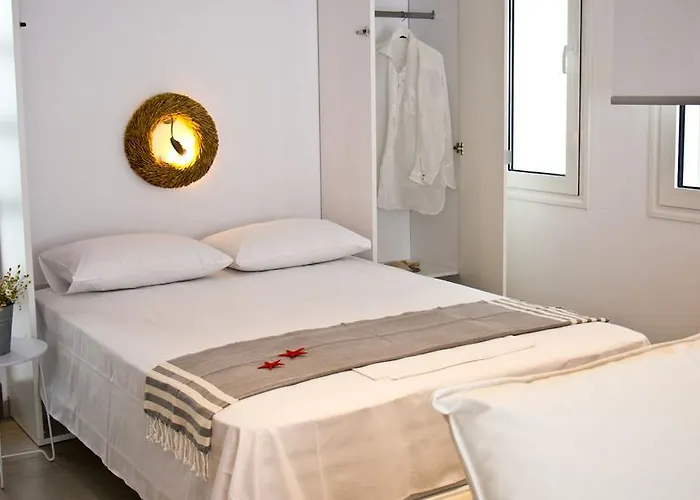 Aristotelia Gi Ikies - Poolside Retreats