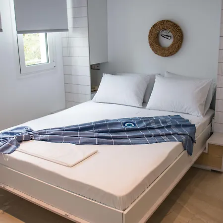 Aristotelia Gi Ikies - Poolside Retreats